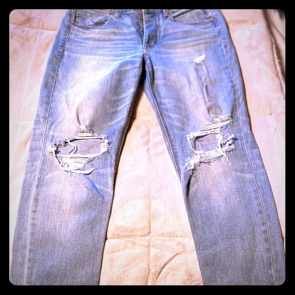 American Eagle Outfitters Denim - American Eagle Tomgirl Distressed Jeans